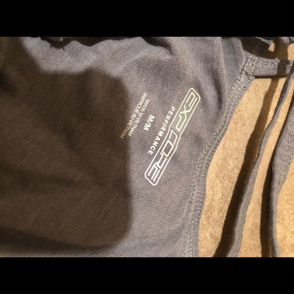 Exercise shirt - Picture 4 of 4